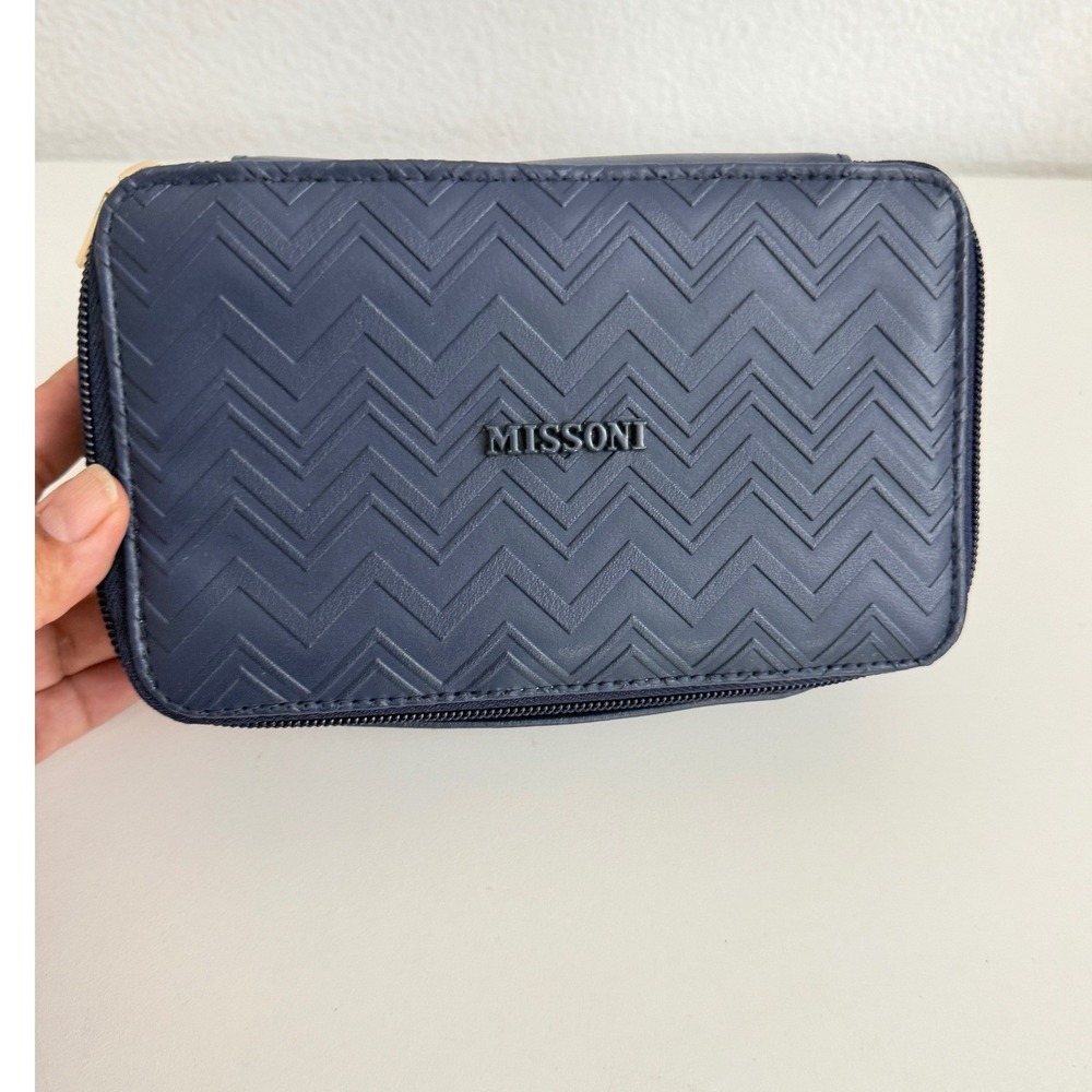Missoni Delta Airlines Navy Blue Zigzag Chevron Amenity Travel Makeup Pouch Case